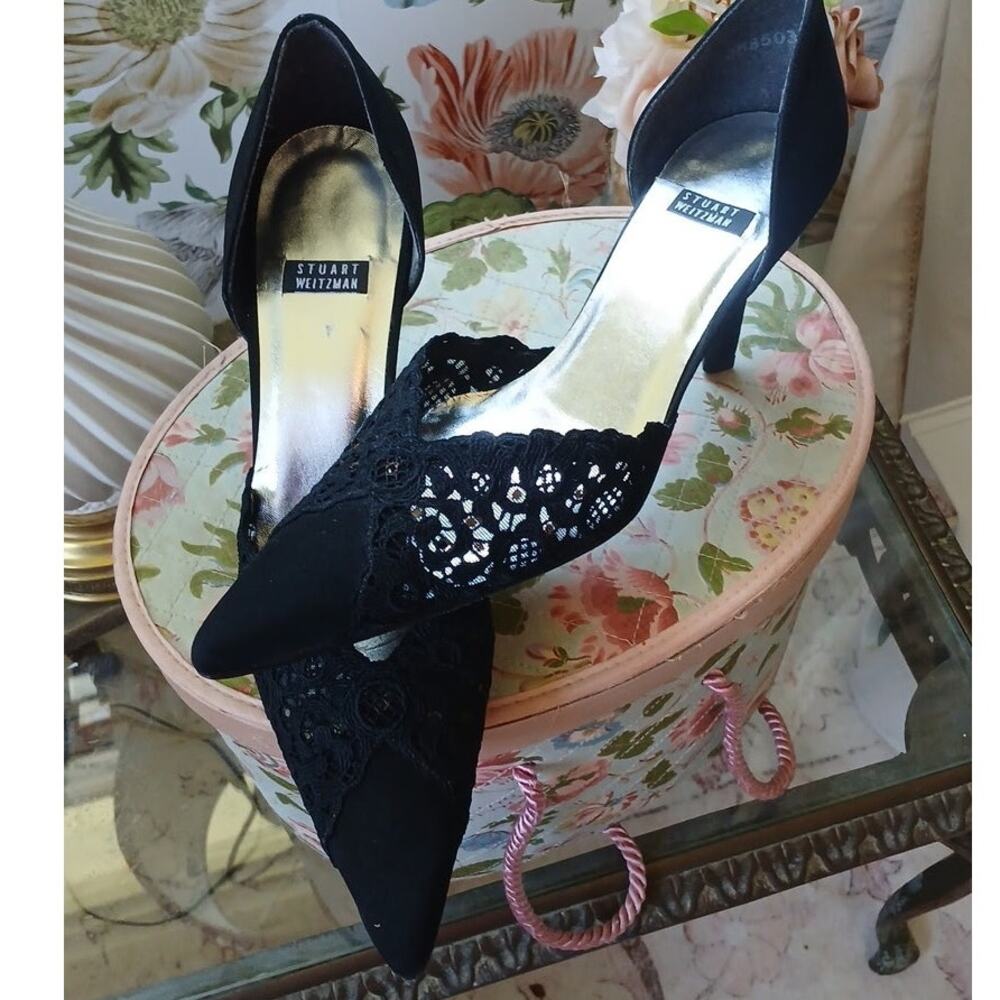 Vintage Stuart Weitzman Black Lace Pumps Size 6